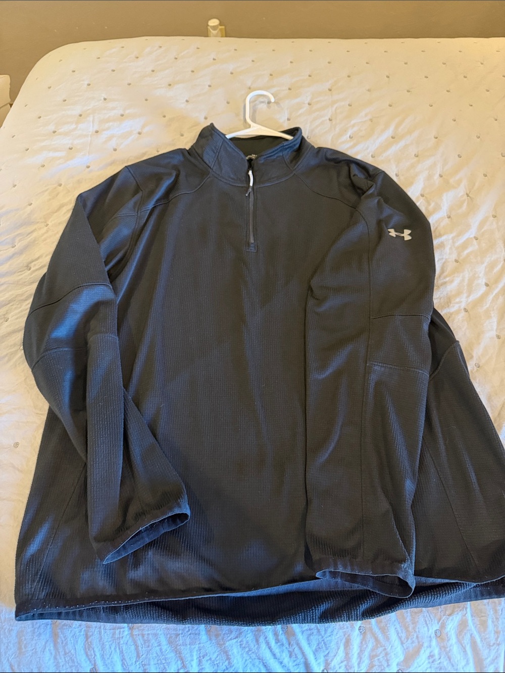 Under Armour Men’s Black Half-Zip Lightweight Jacket
